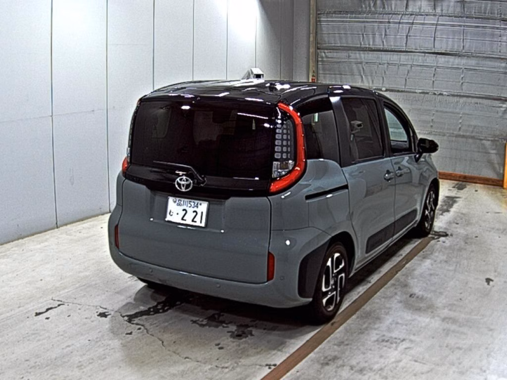 TOYOTA SIENTA