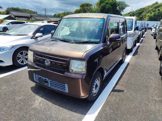 DAIHATSU MOVE CONTE