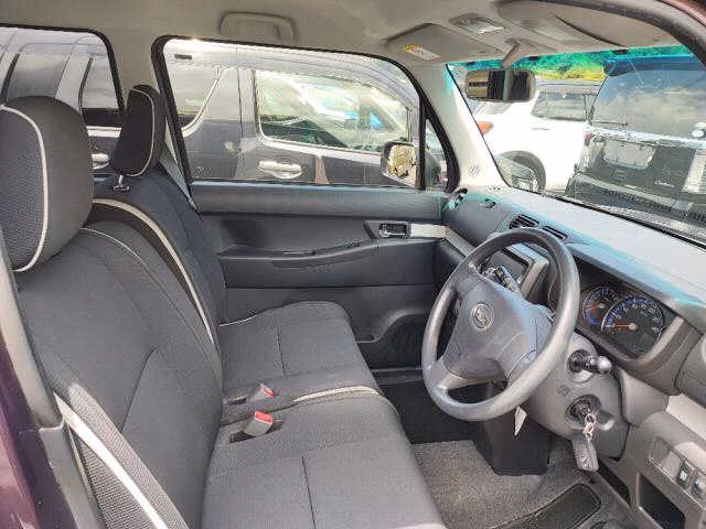 DAIHATSU MOVE CONTE