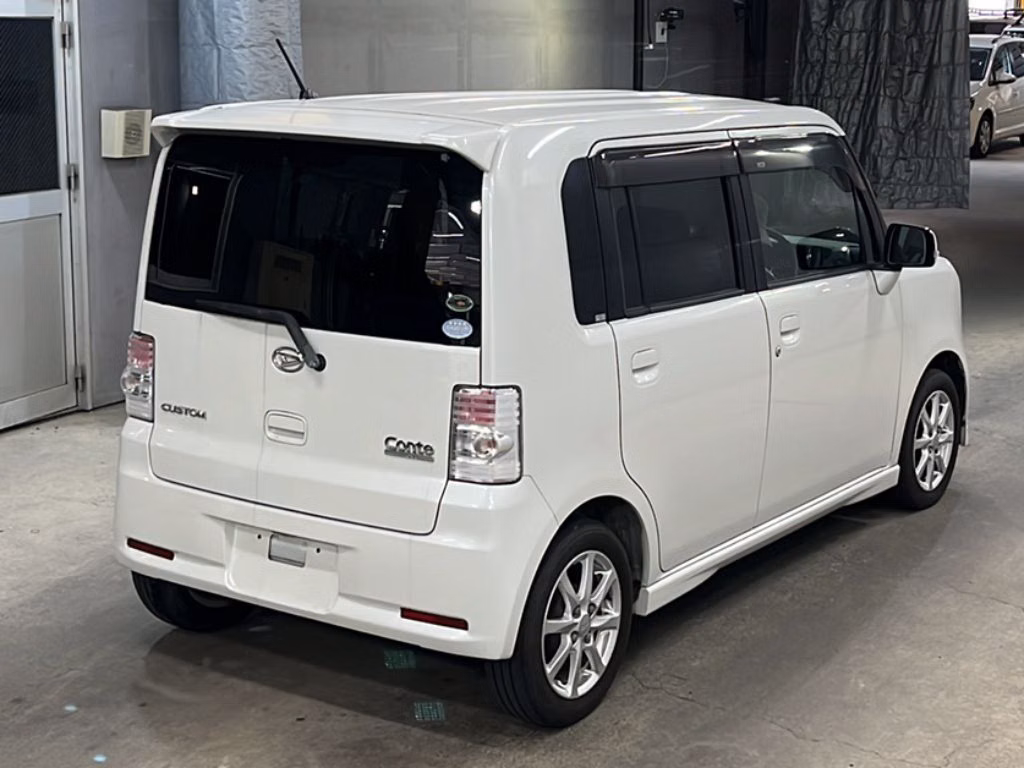DAIHATSU MOVE CONTE