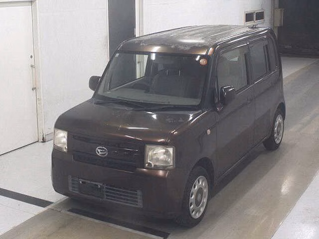 DAIHATSU MOVE CONTE