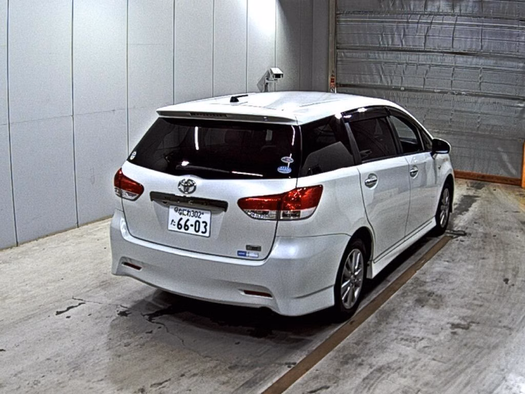 TOYOTA WISH