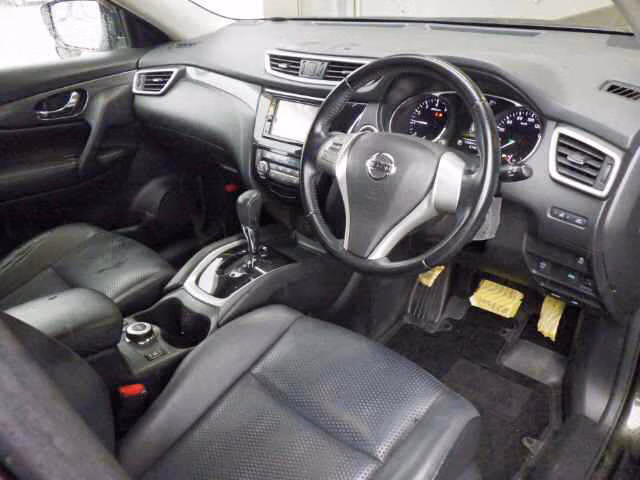 NISSAN X-TRAIL