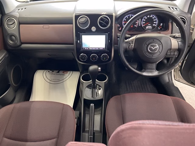 MAZDA VERISA