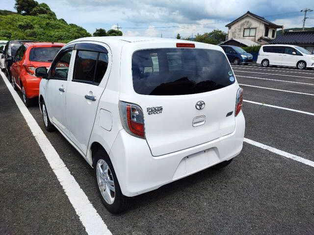 TOYOTA PIXIS EPOCH