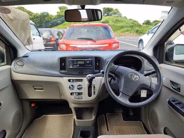 TOYOTA PIXIS EPOCH