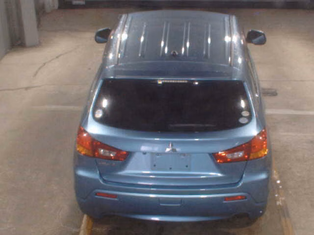 MITSUBISHI RVR