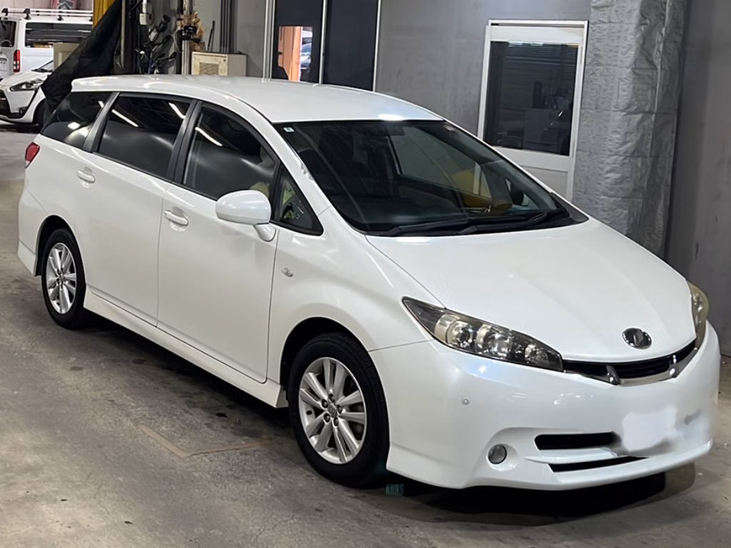 TOYOTA WISH