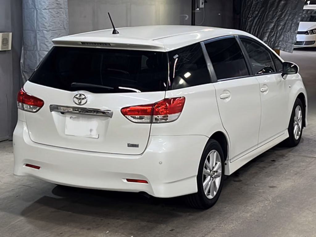 TOYOTA WISH