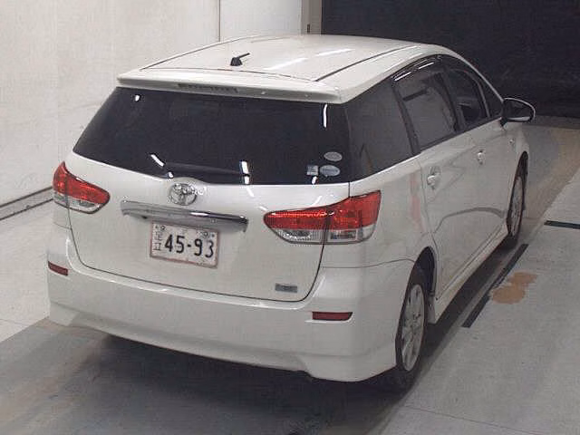 TOYOTA WISH