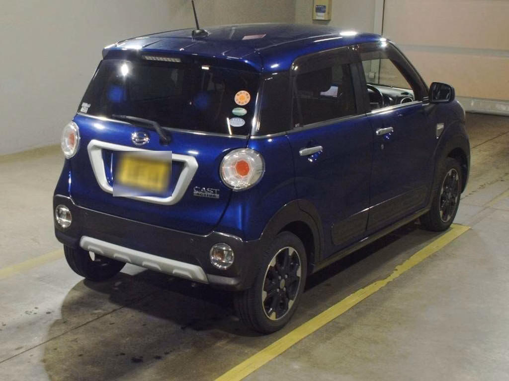 DAIHATSU CAST