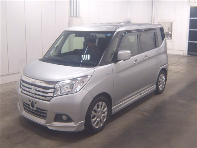 MITSUBISHI DELICA D:2