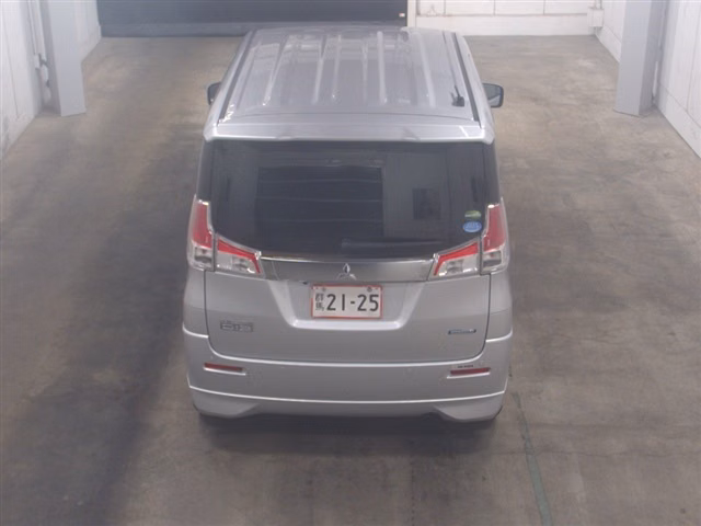 MITSUBISHI DELICA D:2