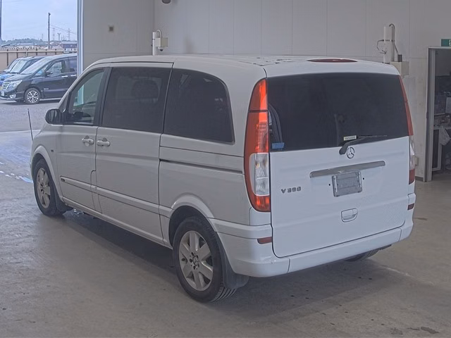 MERCEDES-BENZ V-CLASS
