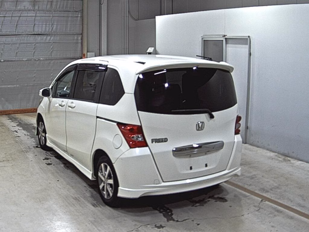 HONDA FREED