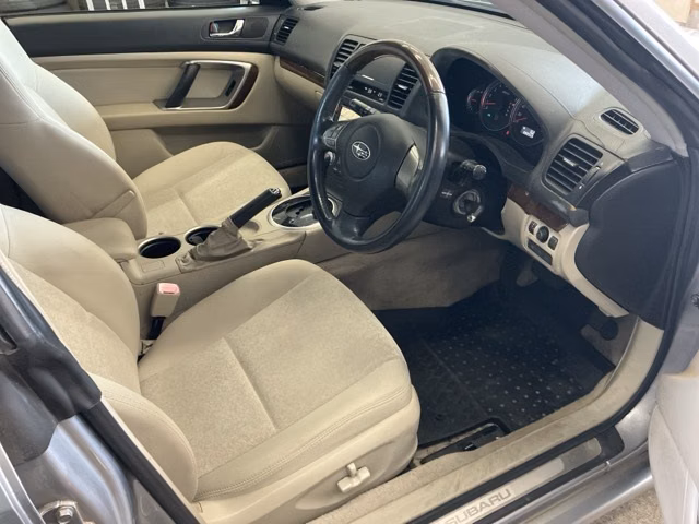 SUBARU LEGACY