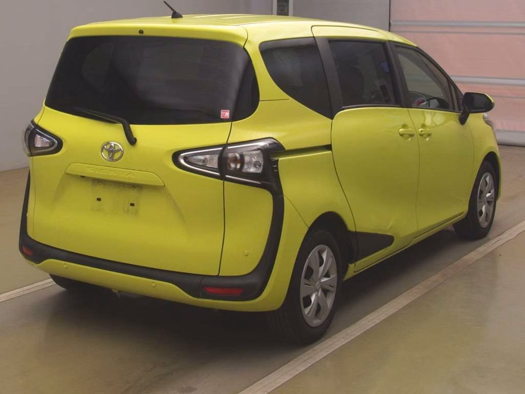 TOYOTA SIENTA