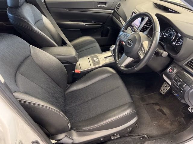 SUBARU LEGACY
