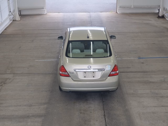 NISSAN TIIDA LATIO