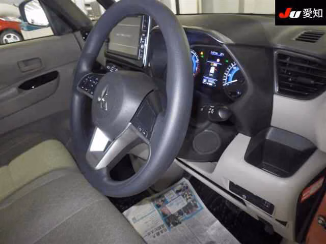 MITSUBISHI EK SPACE