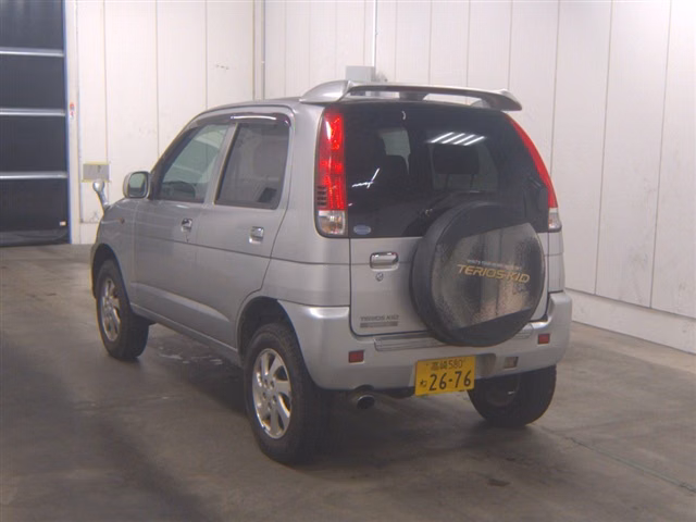 DAIHATSU TERIOS KID