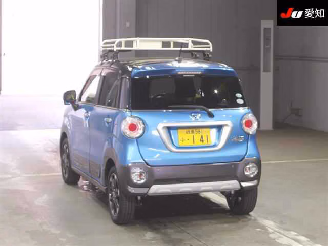DAIHATSU CAST