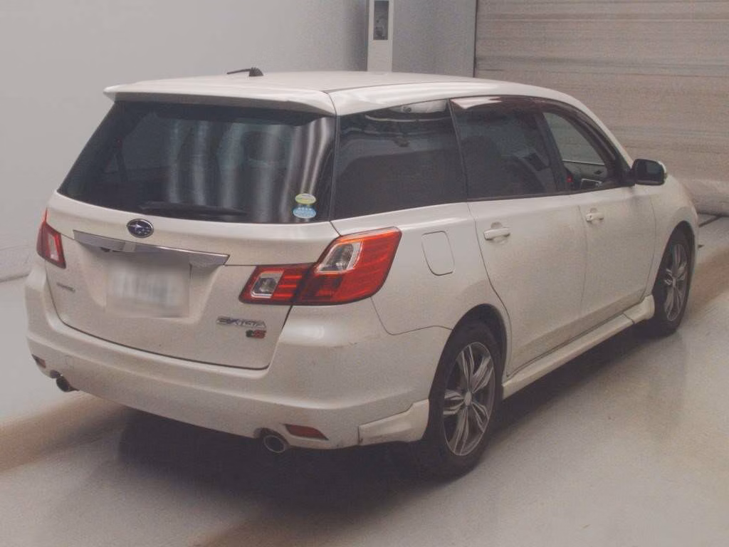 SUBARU EXIGA