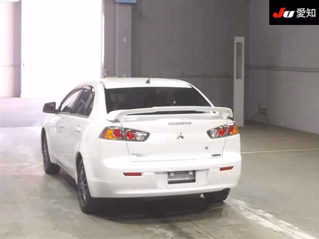 MITSUBISHI GALANT FORTIS