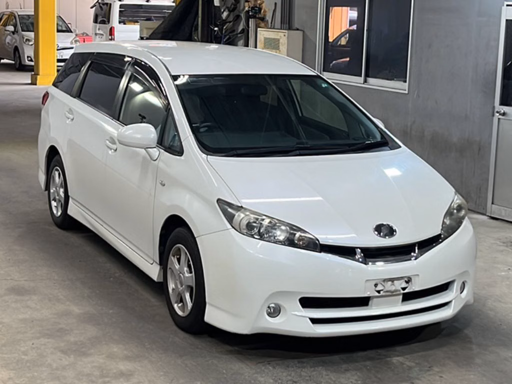 TOYOTA WISH