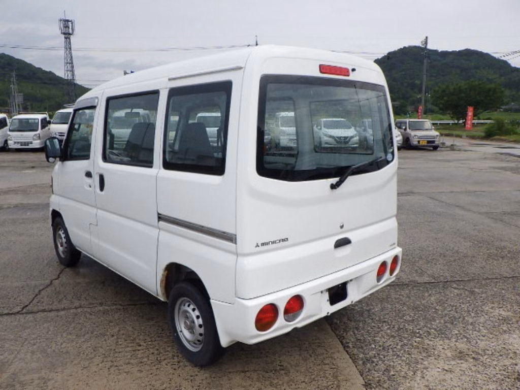 MITSUBISHI MINICAB