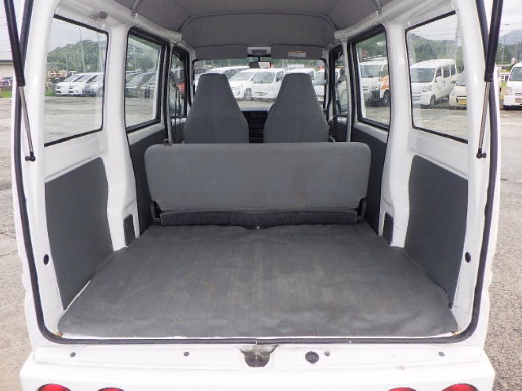 MITSUBISHI MINICAB