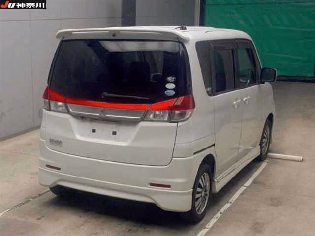 MITSUBISHI DELICA D:2