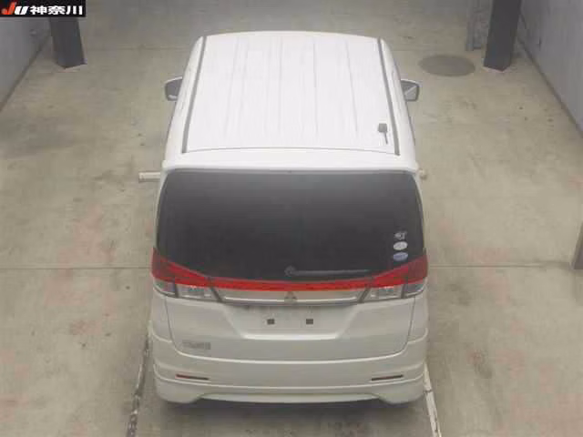 MITSUBISHI DELICA D:2