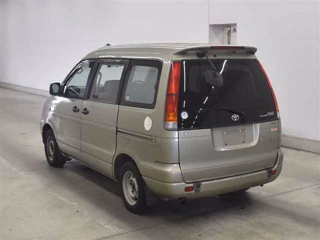 TOYOTA LITE ACE NOAH