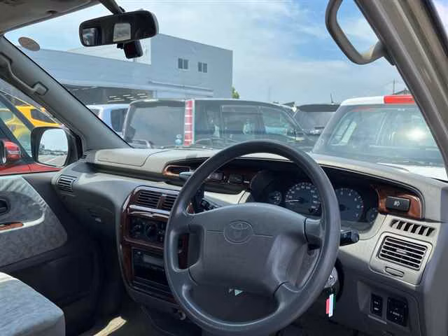 TOYOTA LITE ACE NOAH