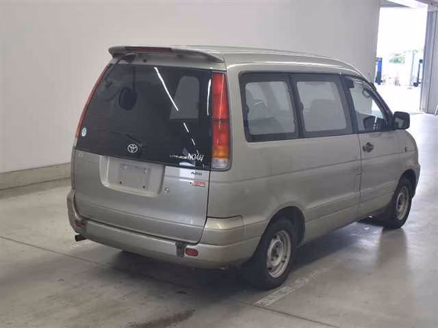 TOYOTA LITE ACE NOAH