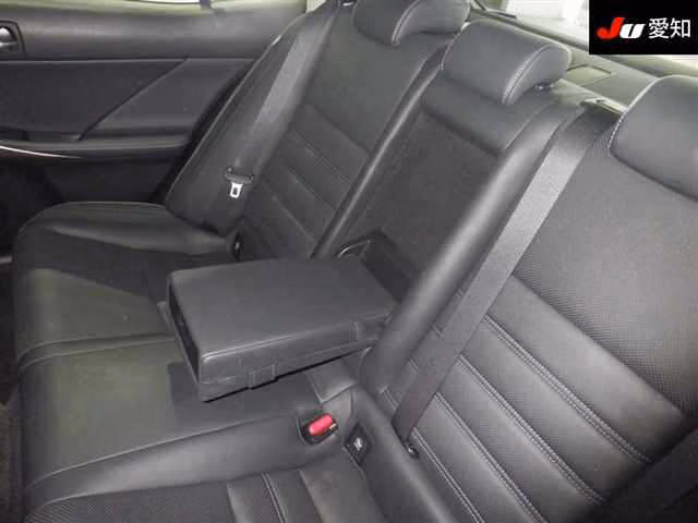 LEXUS IS300