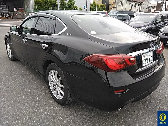 NISSAN FUGA