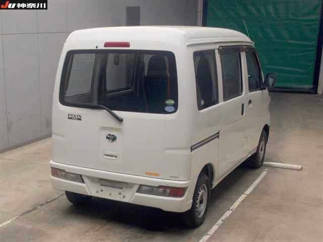TOYOTA PIXIS VAN