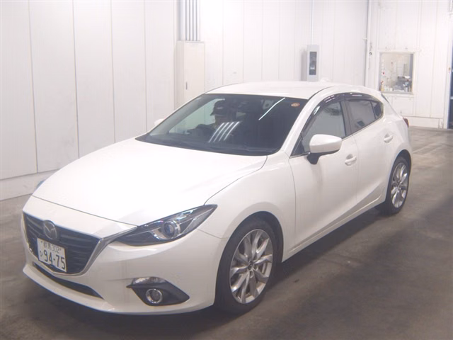MAZDA AXELA
