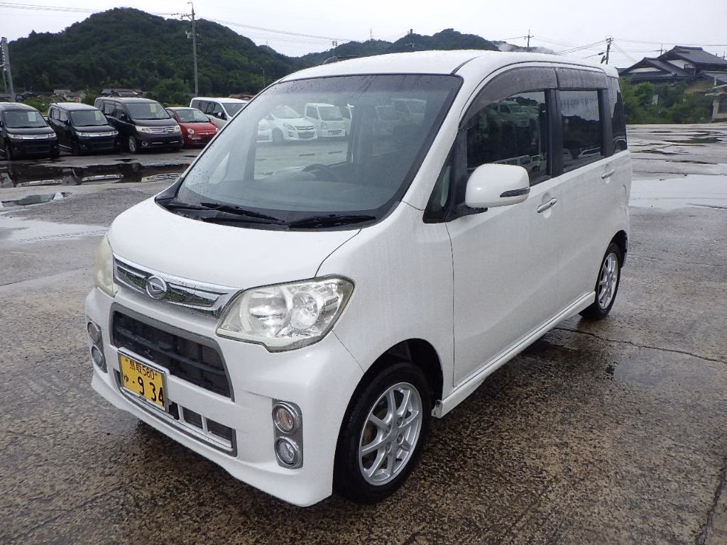 DAIHATSU TANTO EXE