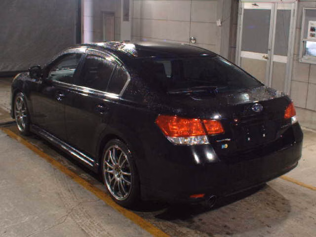 SUBARU LEGACY B4