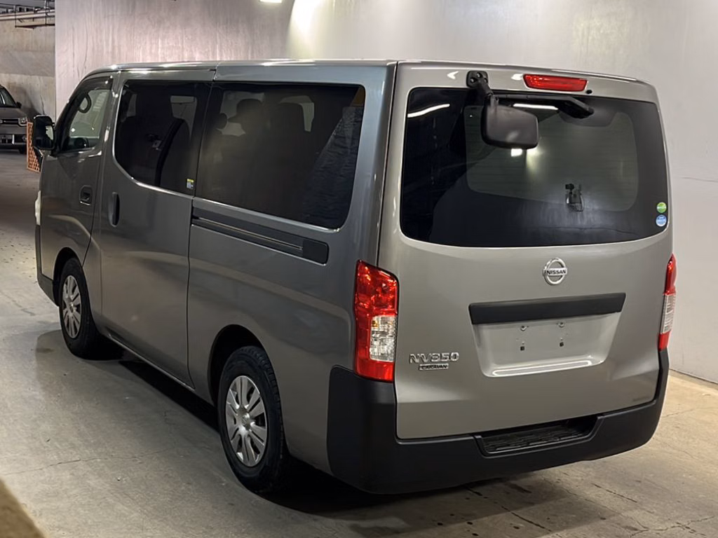 NISSAN NV350 CARAVAN
