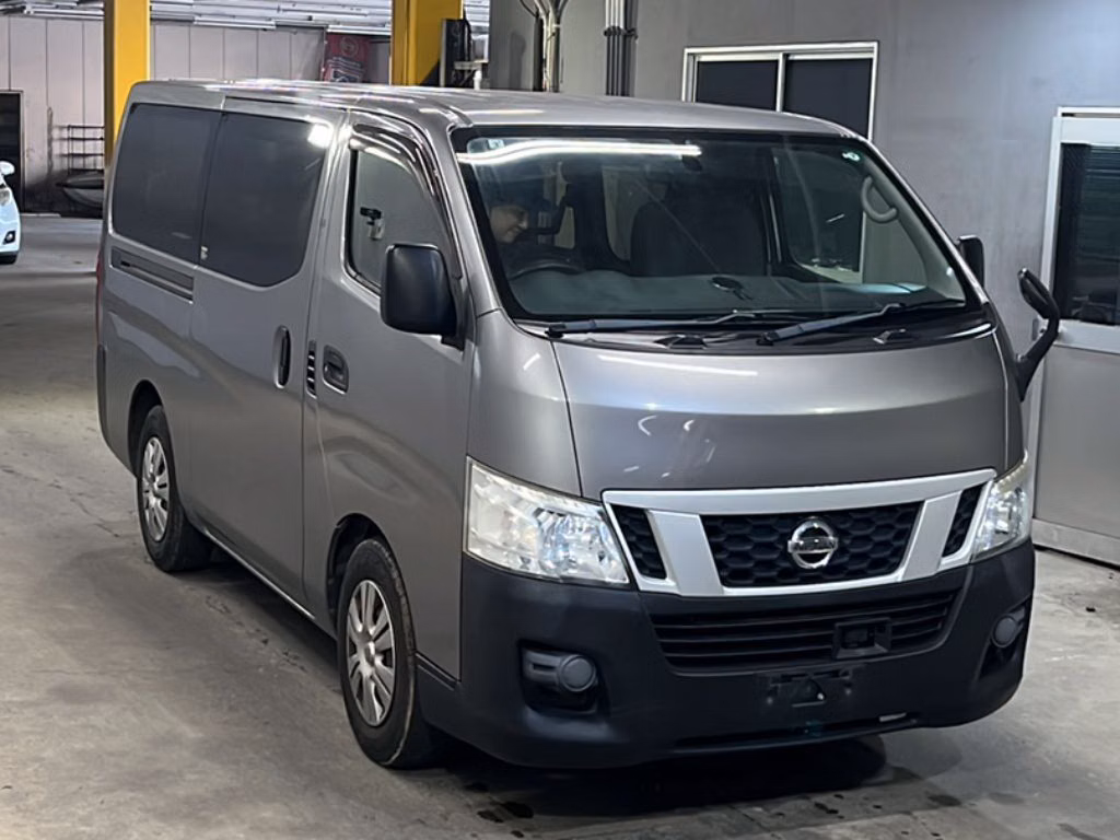 NISSAN NV350 CARAVAN
