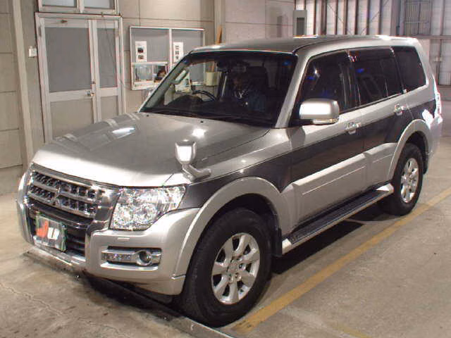 MITSUBISHI PAJERO