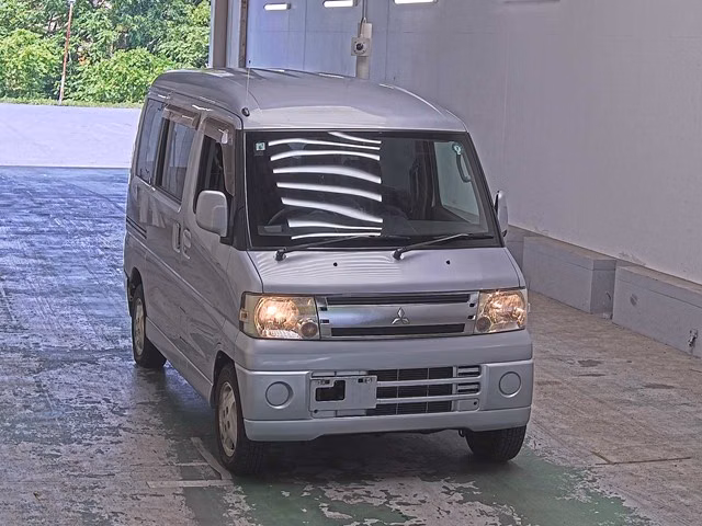 MITSUBISHI TOWN BOX