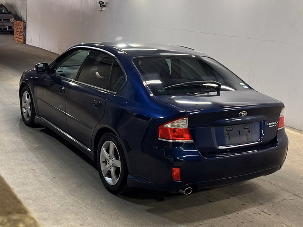 SUBARU LEGACY B4