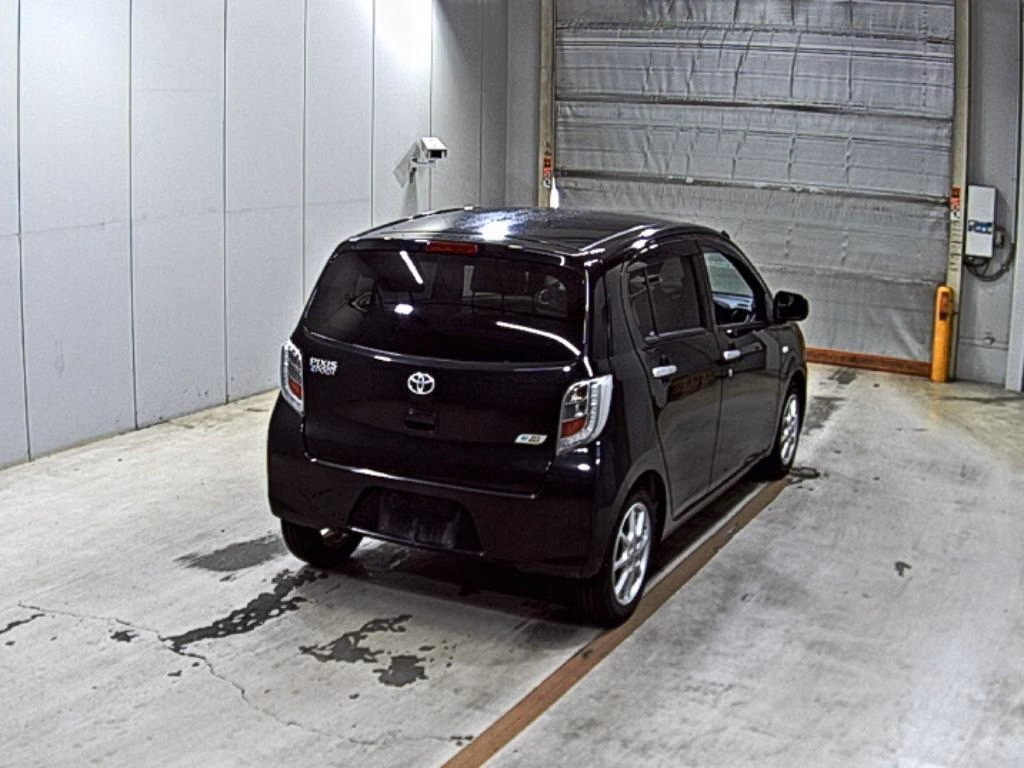 TOYOTA PIXIS EPOCH
