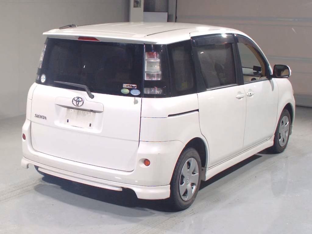 TOYOTA SIENTA