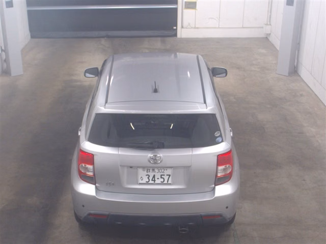 TOYOTA IST